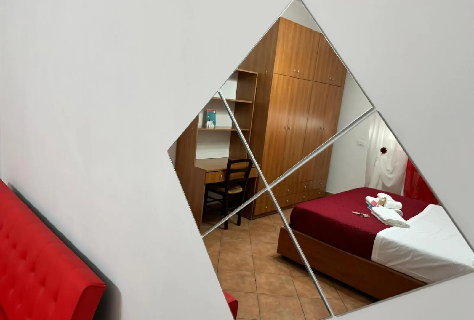 Oderisi Crossroads Apartment Rome Italy